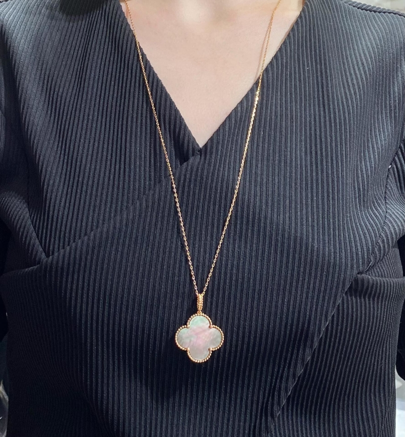 Vca Necklaces